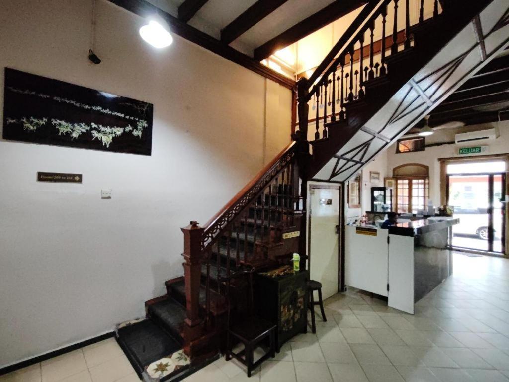 Old Penang Hotel - Trang Road George Town Exteriör bild